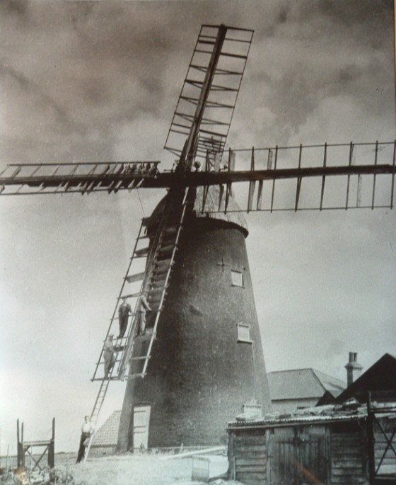 Picture of the mill in 1946