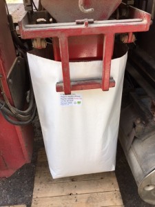 Bagging grain